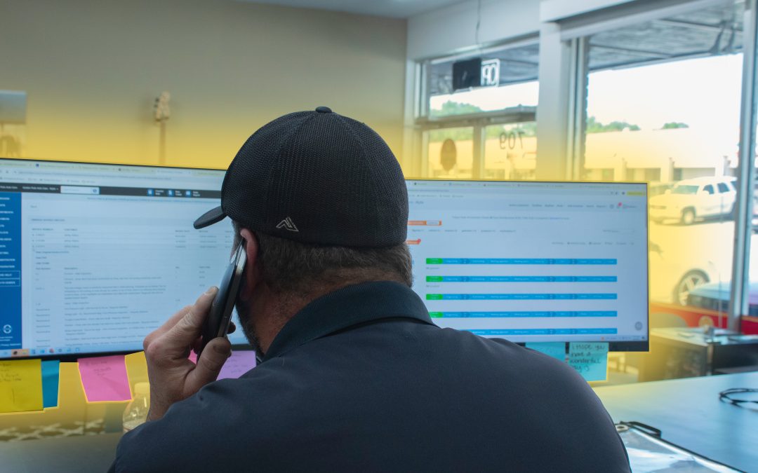 The Ideal Monitor Setup for Maximum Shop Efficiency